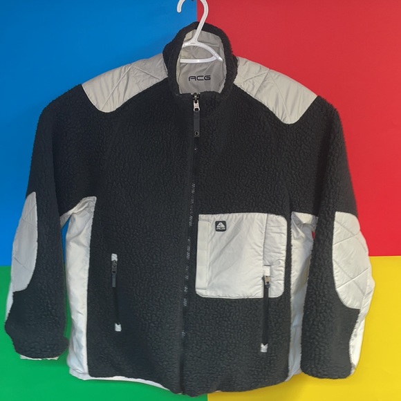 Nike ACG Other - Vintage Nike ACG RARE Deep Pile reversible Jacket